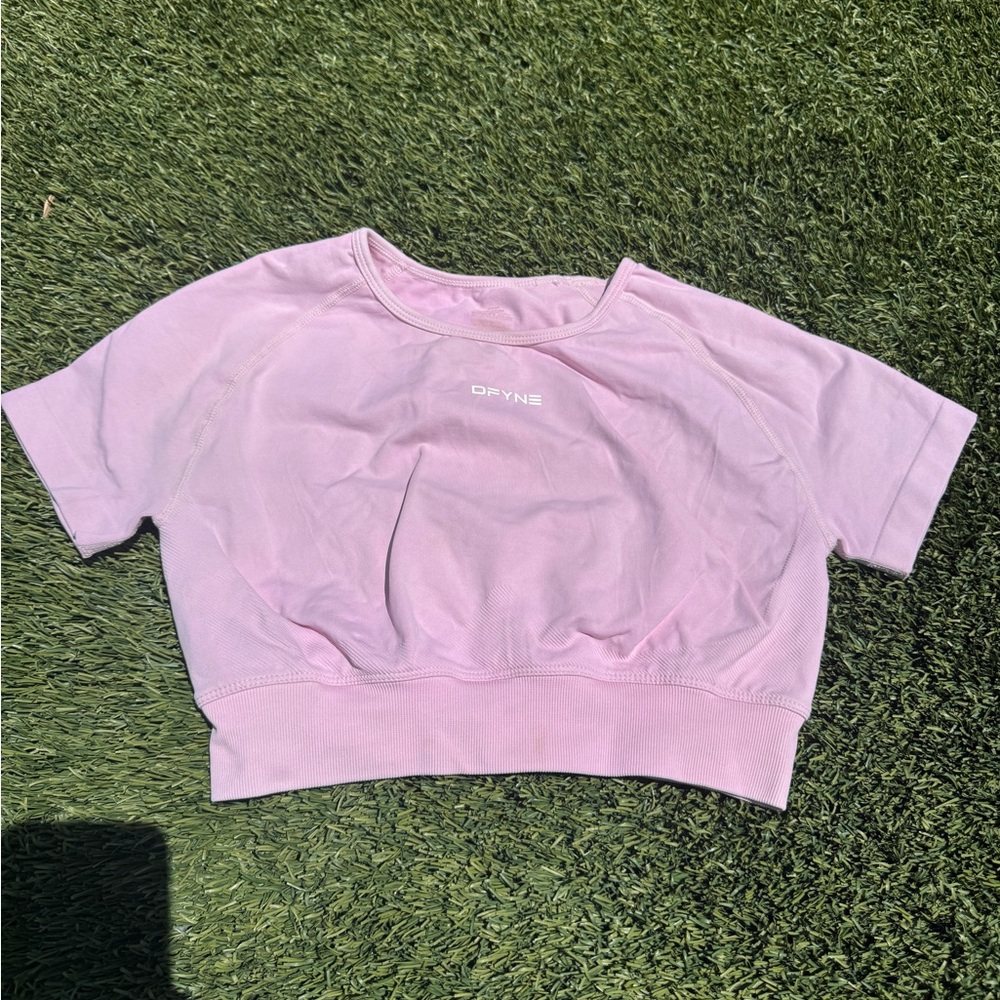 DFYNE Light Pink Cropped Top